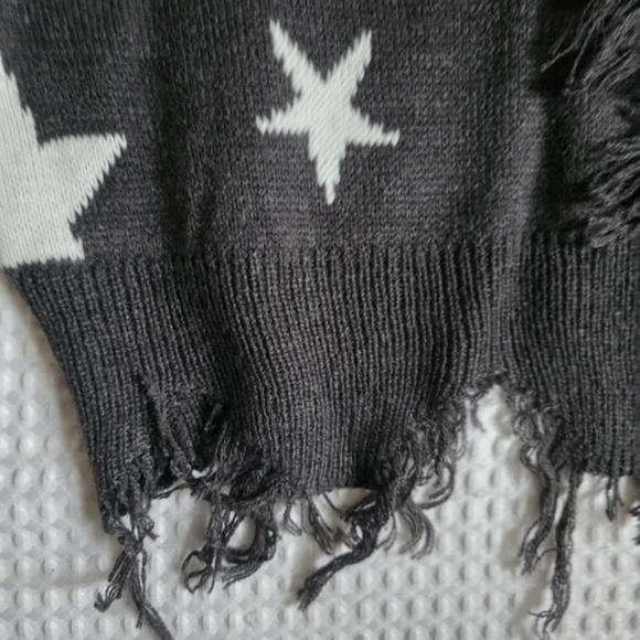 SOLD-Distressed Star Sweater - Picture 4 of 14